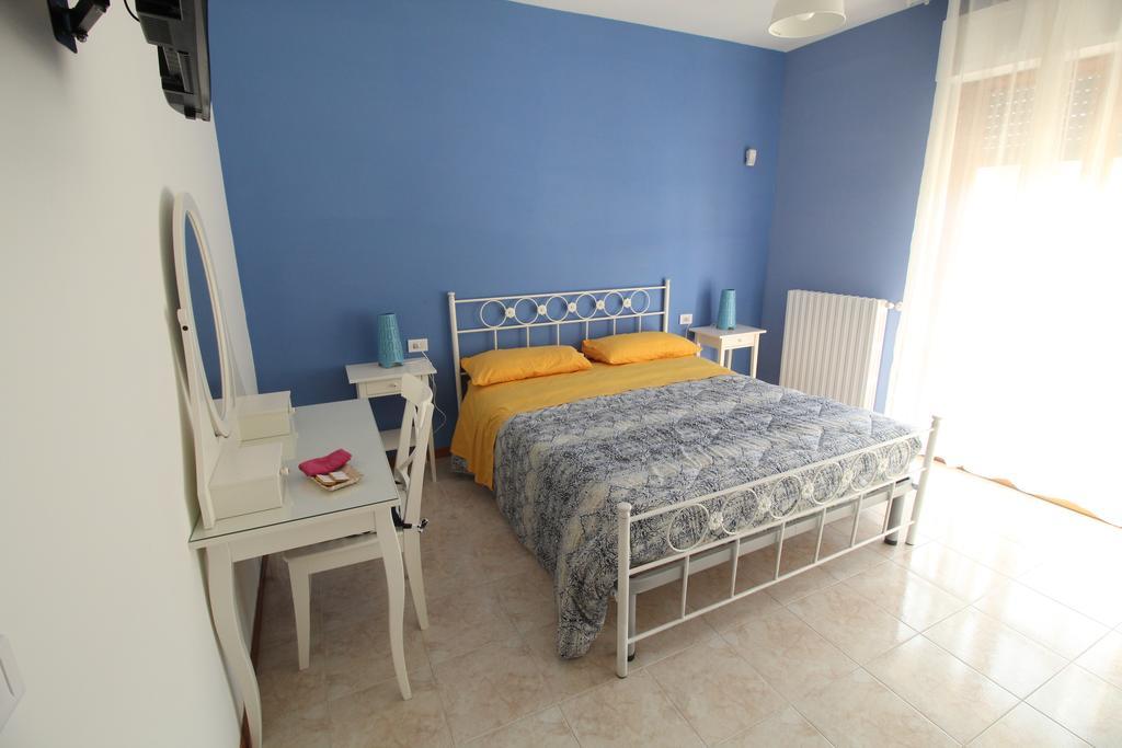 Cala Chiara Bed and Breakfast Ortona Buitenkant foto